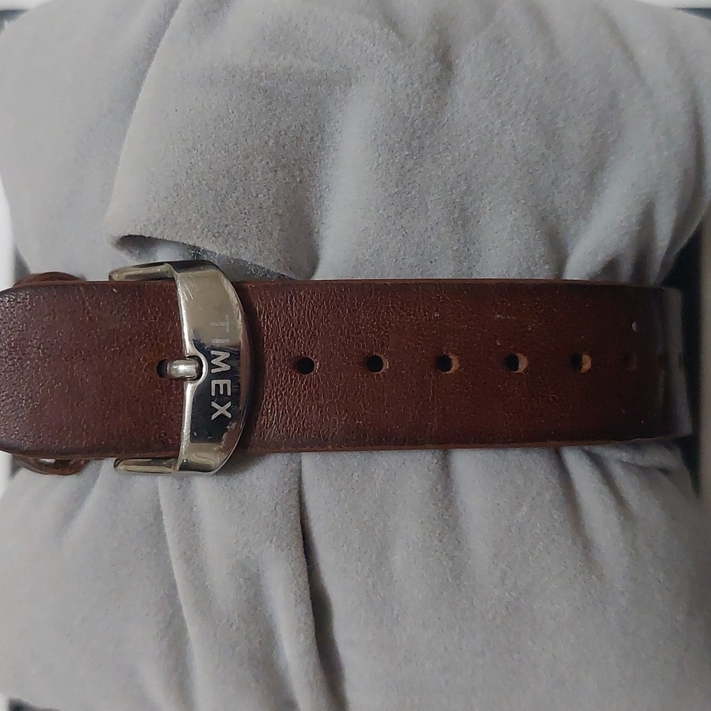 Timex The Waterbury Silver Chronograph with Brown Leather Strap - Picture 5 of 9